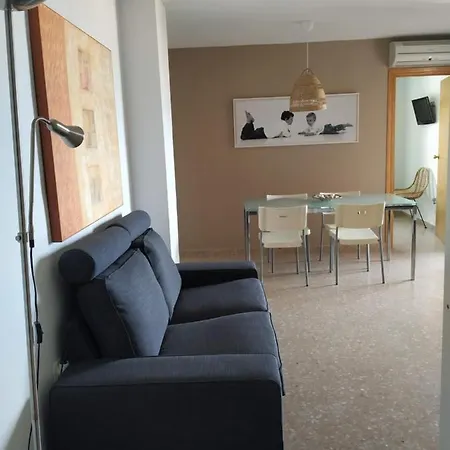 Apartment Con Preciosas Vistas Al Mar,wifi Y Piscina De Temporada
