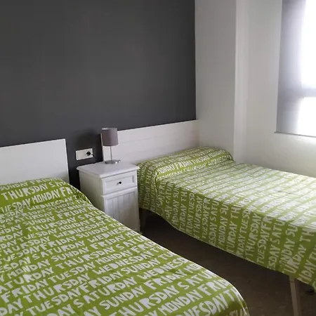 Con Preciosas Vistas Al Mar,wifi Y Piscina De Temporada Apartamento *